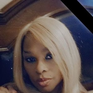 Meet your Posher, Helena